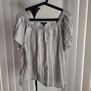 Women’s Clothing Lot – 13 Pieces L/XL – Banana Republic, Uniqlo, H&M + More